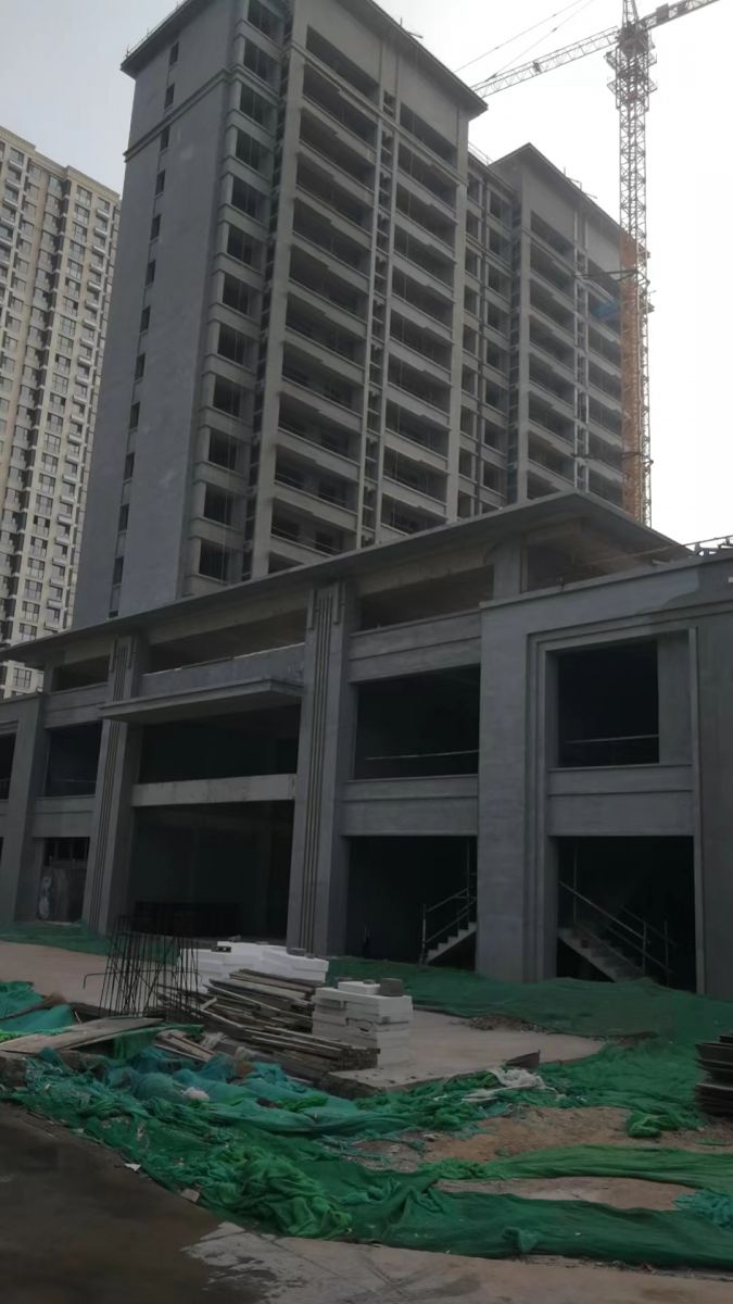 啄木鸟漆业集团签约山东庆云“均晟·天成”外墙真石漆供货合同